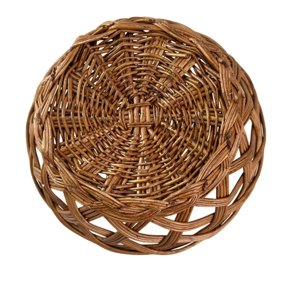 VTG Woven Wicker Lattice Basket Round Brown Open Weave Decorative Bowl 9 Inch